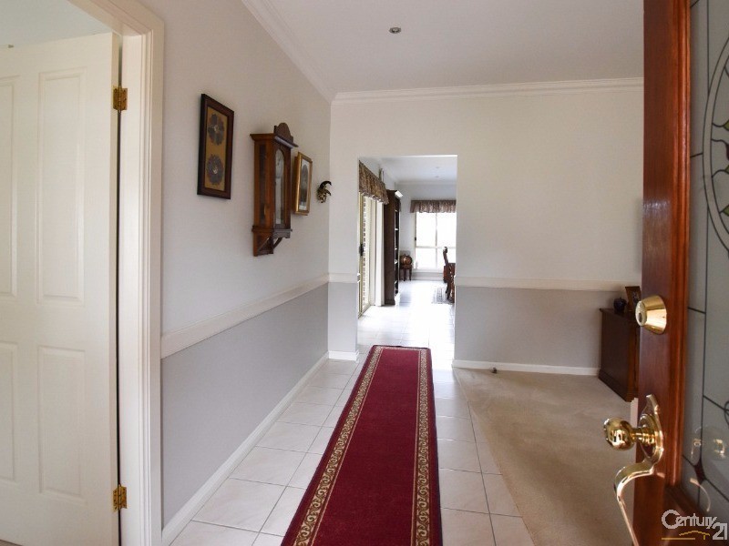 29 Stanley Street, Hill Top NSW 2575