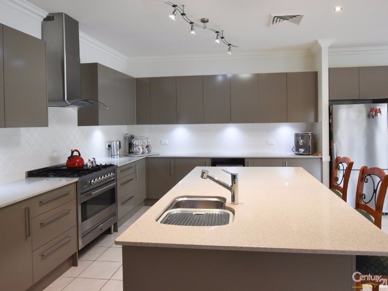 29 Stanley Street, Hill Top NSW 2575