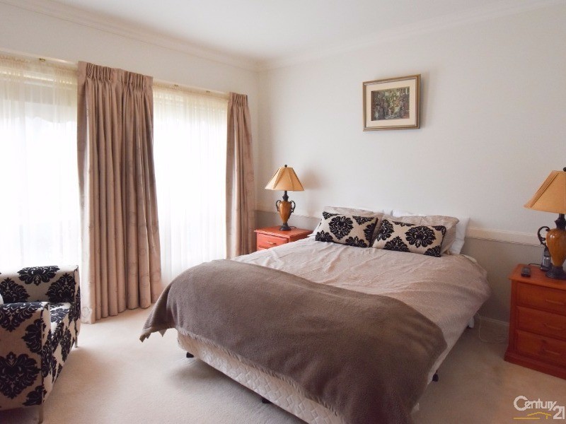 29 Stanley Street, Hill Top NSW 2575