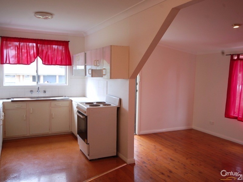 28 Laura Street, Hill Top NSW 2575