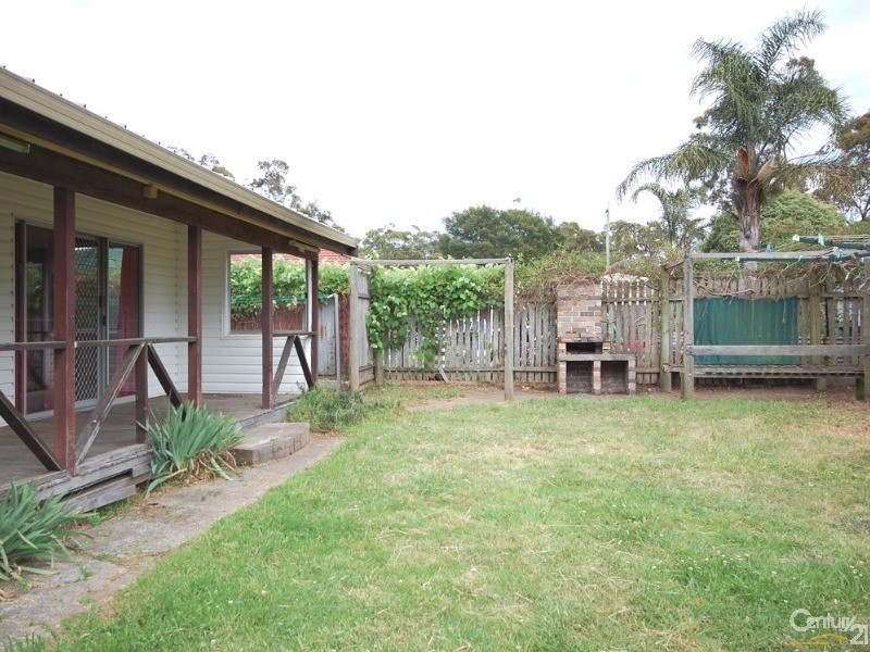 28 Laura Street, Hill Top NSW 2575