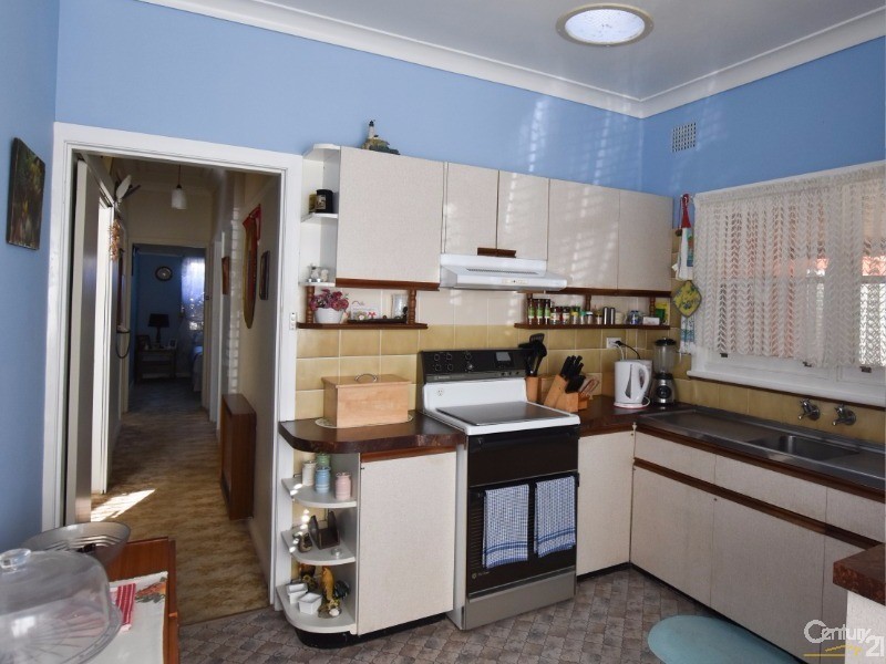 15 Gordon Road, Bowral NSW 2576