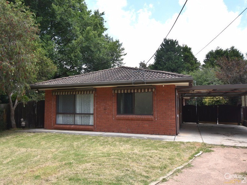 74 Railway Avenue, Colo Vale NSW 2575