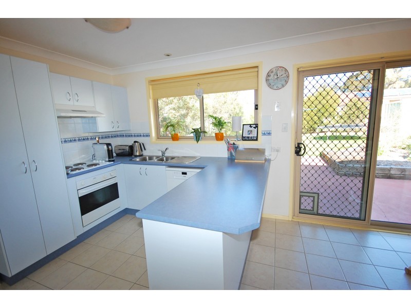 37 Ligar Street, Hill Top NSW 2575