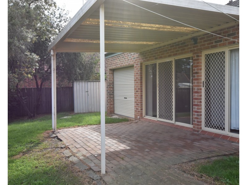 8 Oxley Grove, Tahmoor NSW 2573