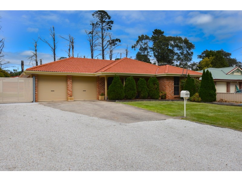 15 Government Road, Yerrinbool NSW 2575