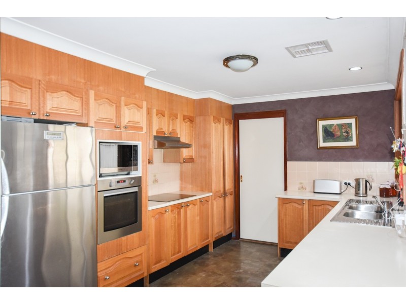 15 Government Road, Yerrinbool NSW 2575
