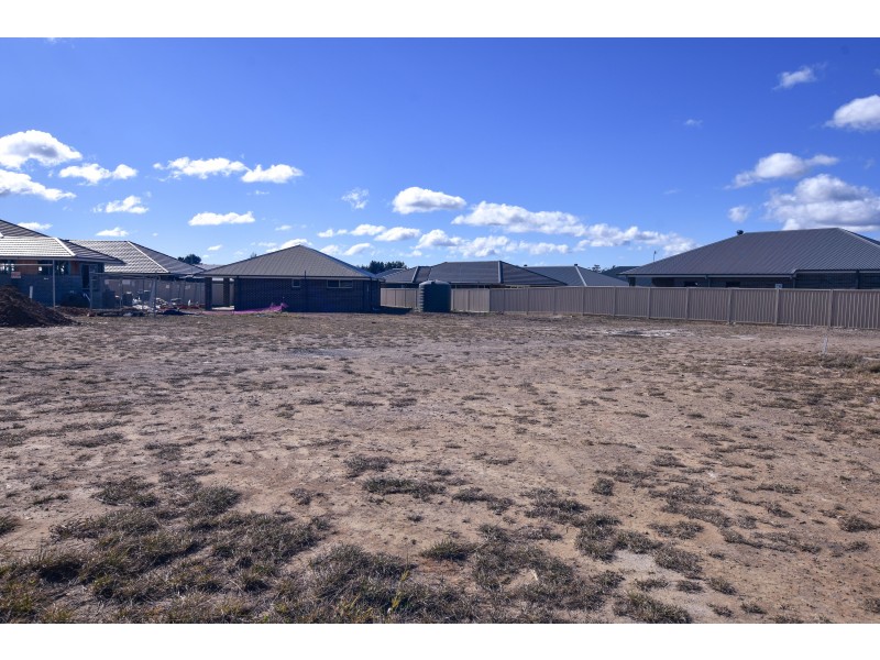 42 Redgum Drive, Braemar NSW 2575