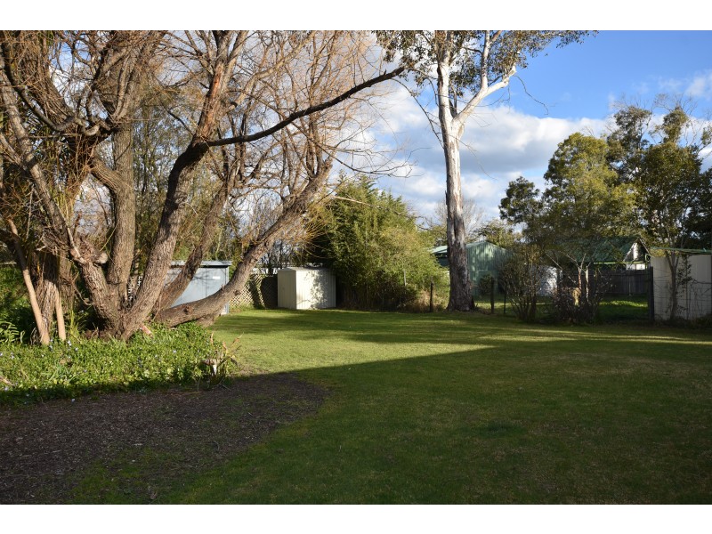 33 Biggera Street, Braemar NSW 2575