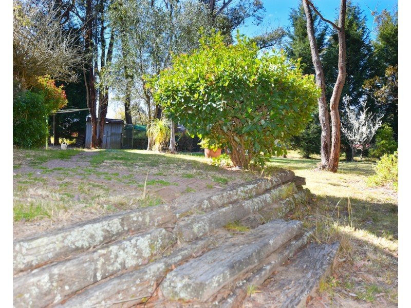 5 Ashley Place, Hill Top NSW 2575