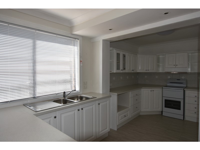 13  Knowles Street, Aylmerton NSW 2575