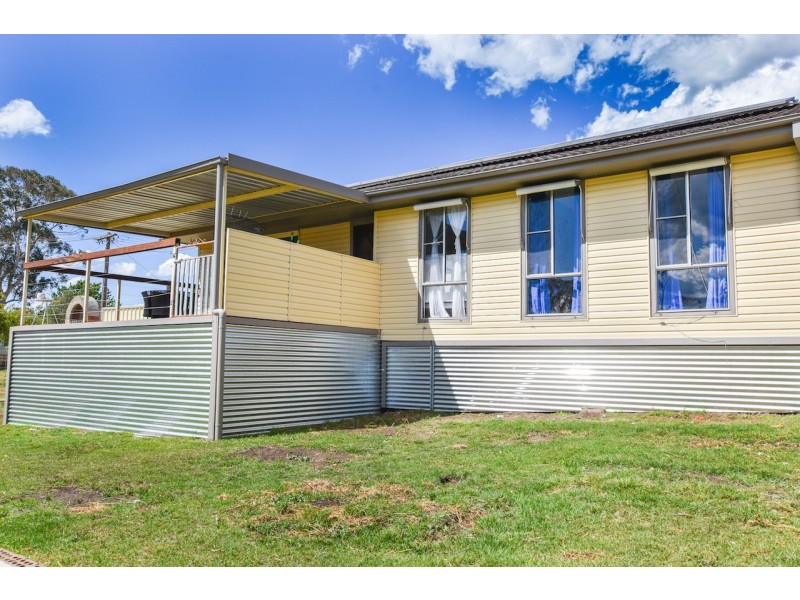 2 Cumberteen Street, Hill Top NSW 2575