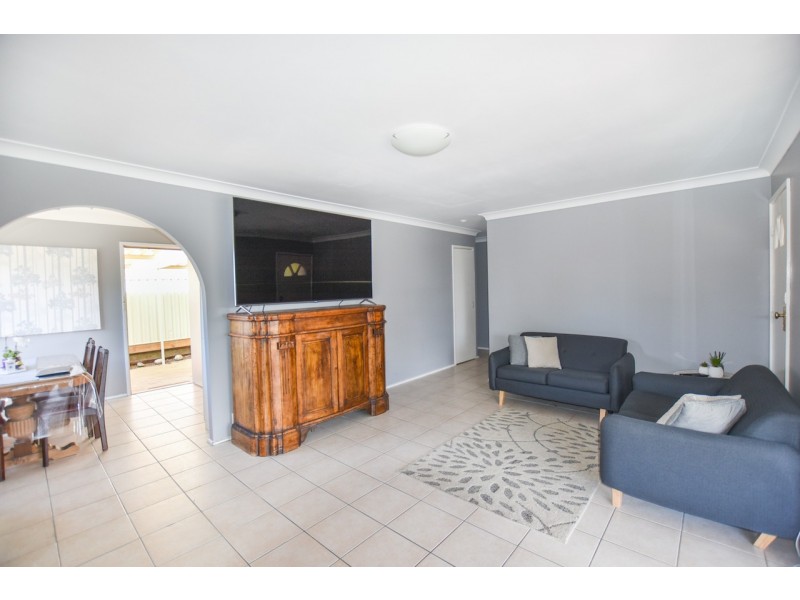 2 Cumberteen Street, Hill Top NSW 2575