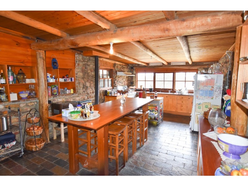 541 Tugalong Road, Canyonleigh NSW 2577