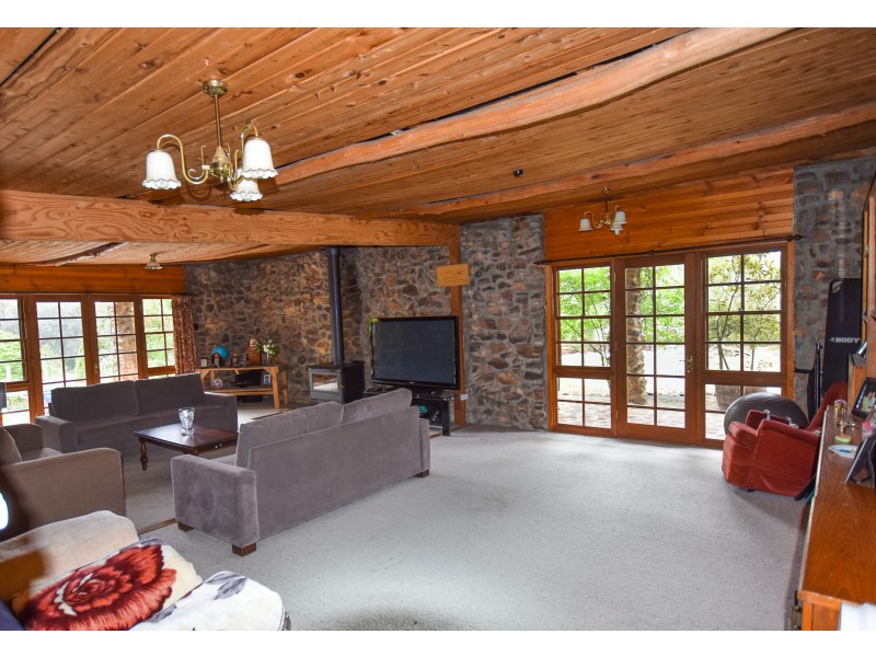 541 Tugalong Road, Canyonleigh NSW 2577