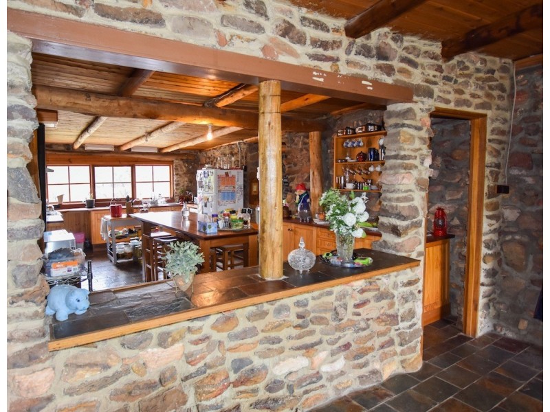 541 Tugalong Road, Canyonleigh NSW 2577