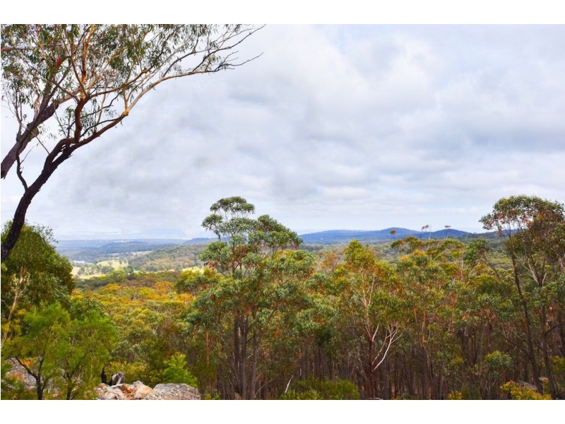 541 Tugalong Road, Canyonleigh NSW 2577