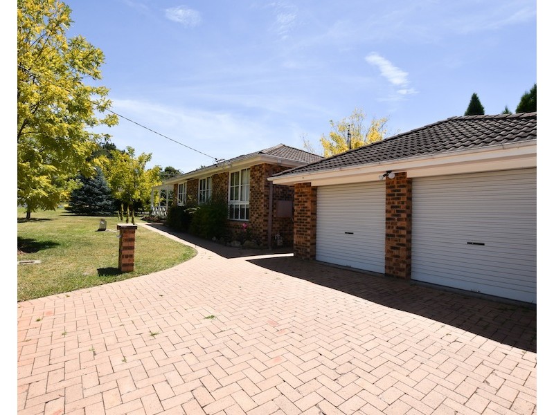 6 Telopea Street, Colo Vale NSW 2575