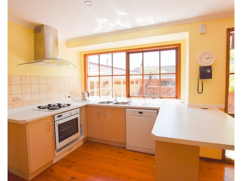 6 Telopea Street, Colo Vale NSW 2575