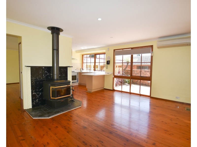 6 Telopea Street, Colo Vale NSW 2575