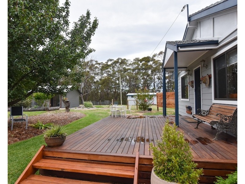 5 Acacia Street, Colo Vale NSW 2575