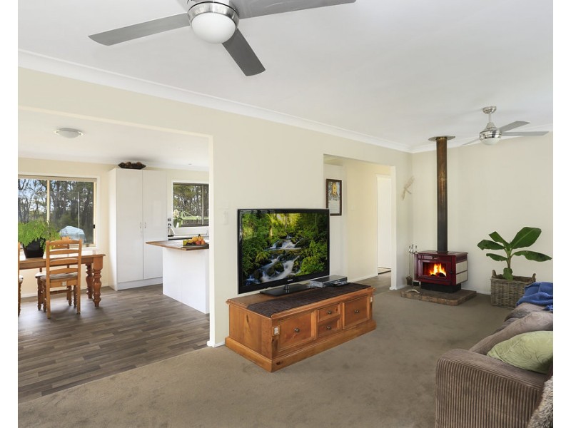 5 Acacia Street, Colo Vale NSW 2575