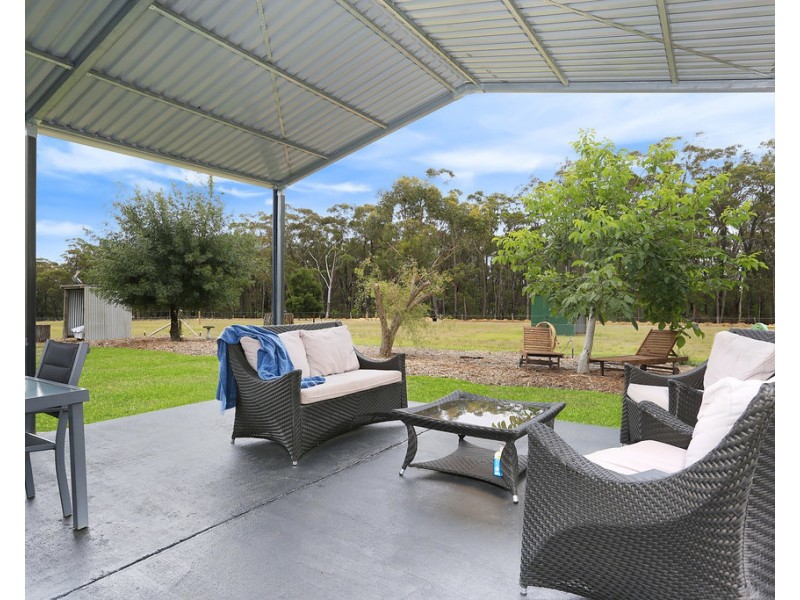 5 Acacia Street, Colo Vale NSW 2575