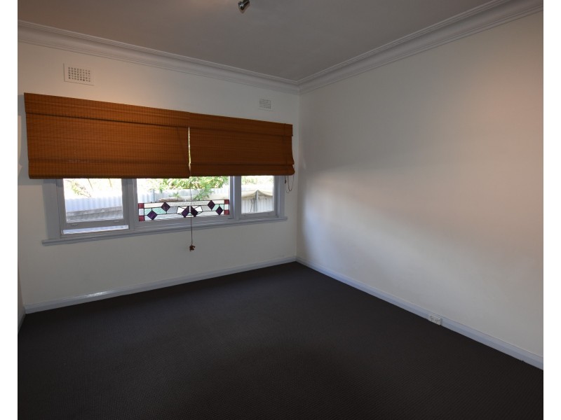 3 Currockbilly Street, Welby NSW 2575