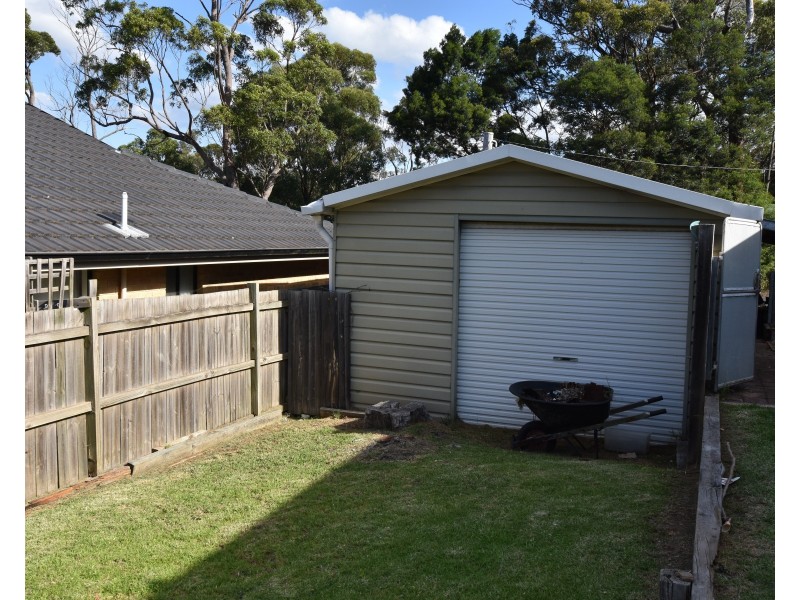 10 Charles Street, Hill Top NSW 2575
