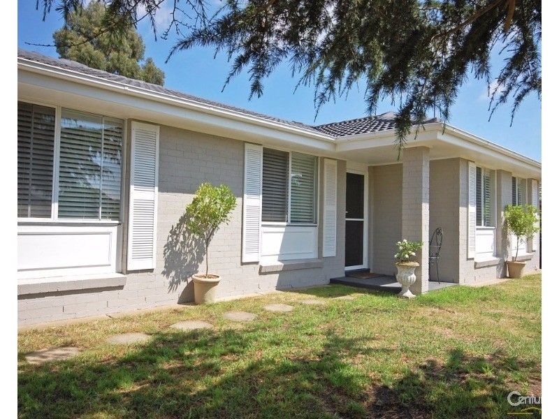 13 Willow Drive, Moss Vale NSW 2577