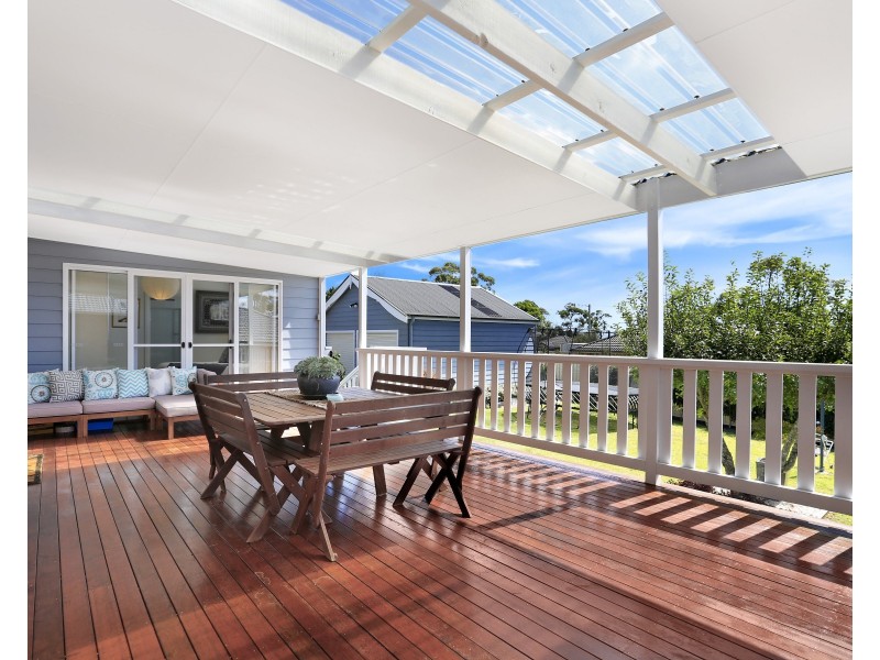 16  Raglan Street, Hill Top NSW 2575