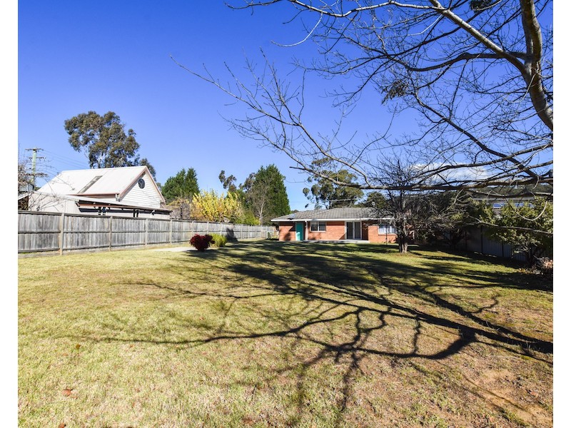 84  Berrima Street, Welby NSW 2575