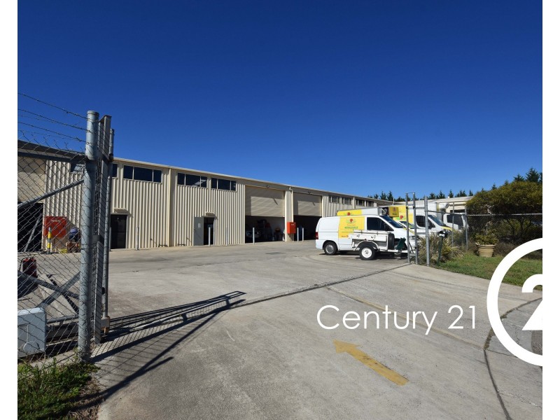 1/4  Sagewick Place, Moss Vale NSW 2577