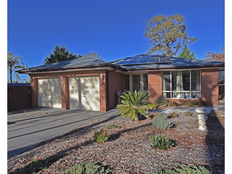 15  King Street, Hill Top NSW 2575
