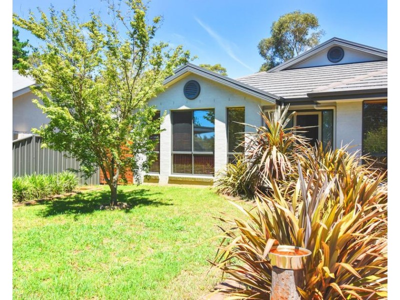 19 Station Street, Aylmerton NSW 2575