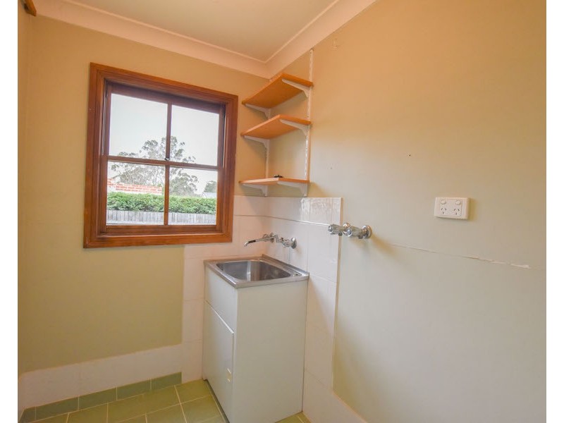 6  Railway Parade, Braemar NSW 2575