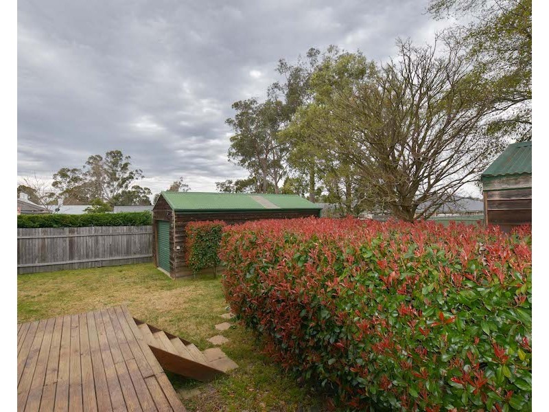 6  Railway Parade, Braemar NSW 2575