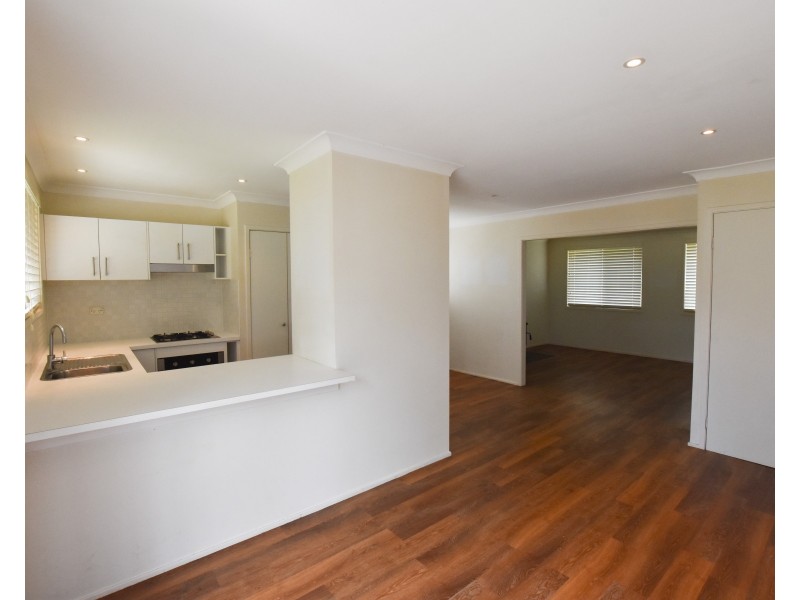 13 Willow Drive, Moss Vale NSW 2577