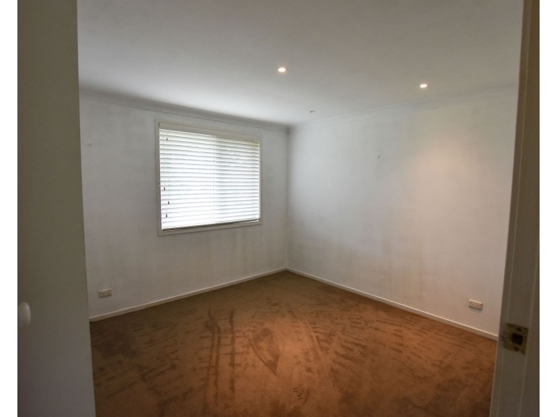 13 Willow Drive, Moss Vale NSW 2577