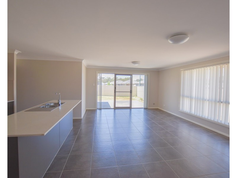 16 Kamilaroi Crescent, Braemar NSW 2575