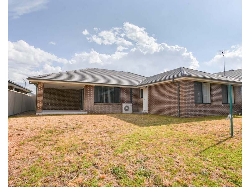 12 Mimosa Place, Braemar NSW 2575