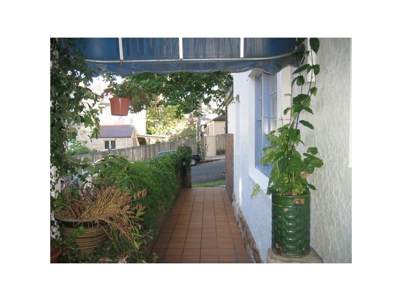 10 PARKES STREET, Kirribilli NSW 2061