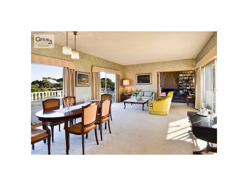 1 Kanangra Crescent, Clontarf NSW 2093