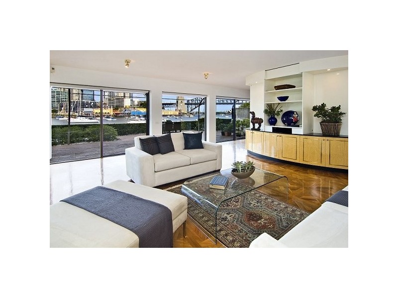 1/33 East Crescent Street, Mcmahons Point NSW 2060