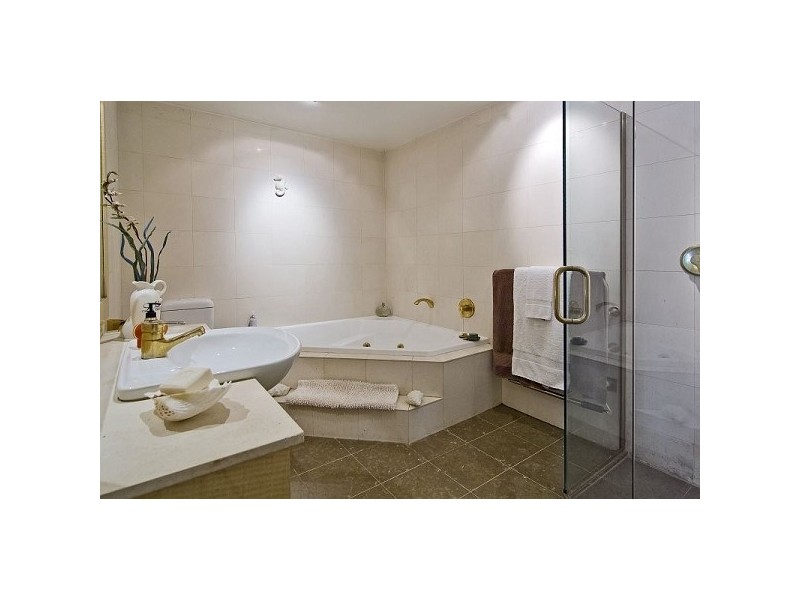 1/33 East Crescent Street, Mcmahons Point NSW 2060