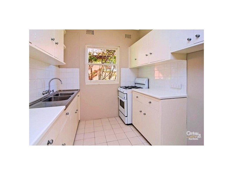 2/5a HOLDSWORTH STREET, Neutral Bay NSW 2089
