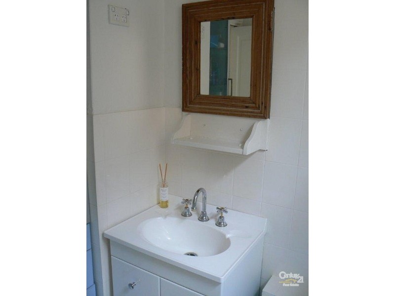 31 Pine Street, Manly NSW 2095