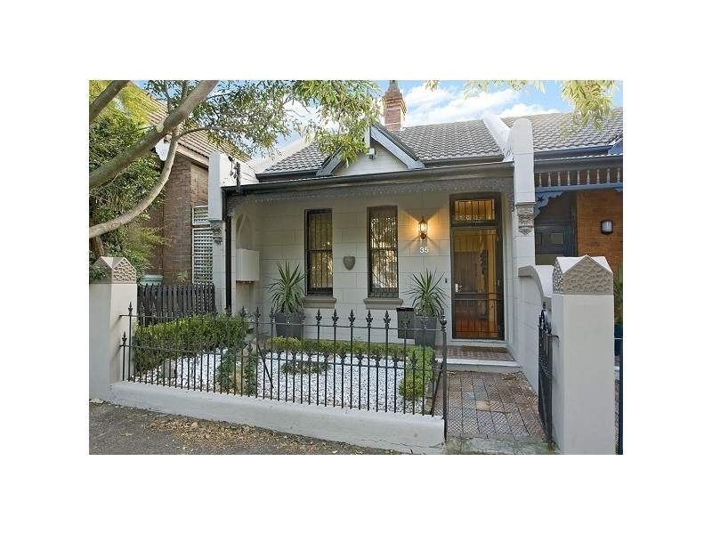 35 Kingston Road, Camperdown NSW 2050