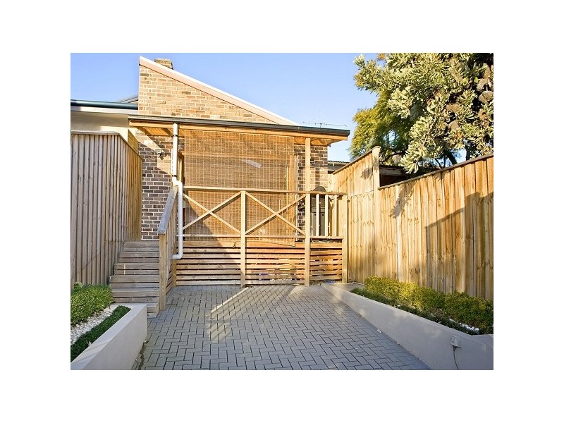 35 Kingston Road, Camperdown NSW 2050