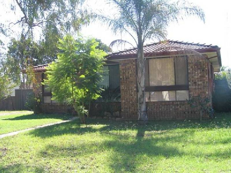 13 CAMERON STREET, Jamisontown NSW 2750